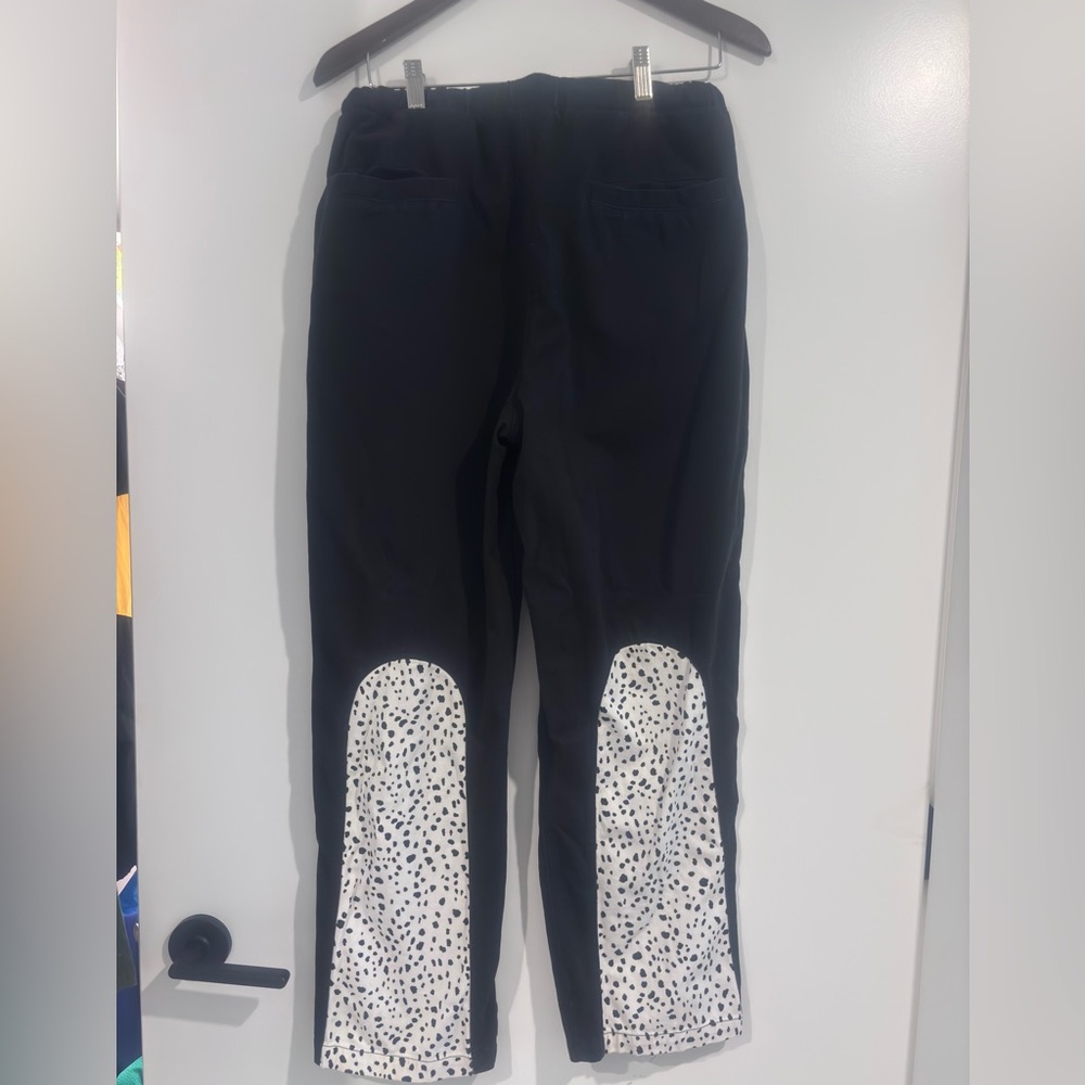 Women’s Black Pants - Picture 4 of 5